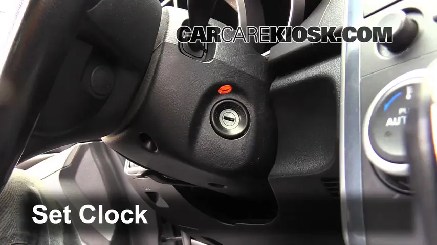 2011 Mazda CX-7 Sport 2.5L 4 Cyl. Reloj Fijar hora de reloj